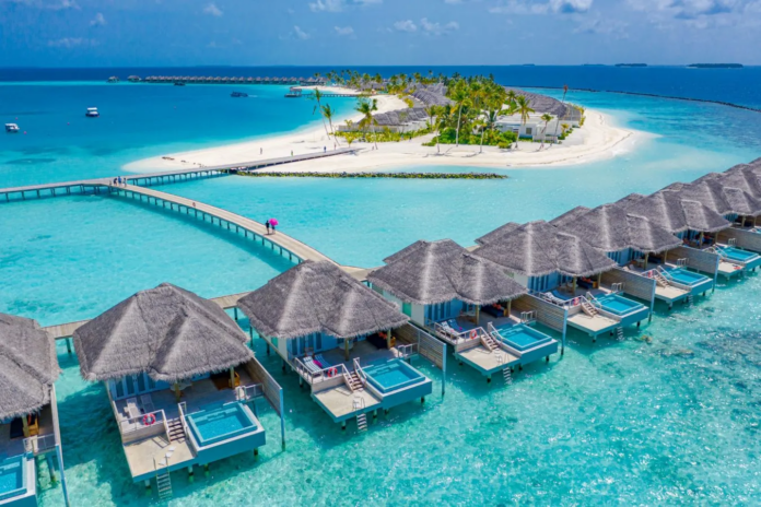 How to Reach Maldives